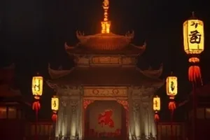 玻璃温室 都市剧 双线身份互换解析封面